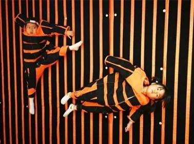 sticky-wall-of-indoor-playground